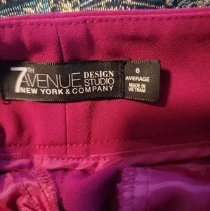 New York & Company 7th Avenue Design Studio pants magenta color Size 6